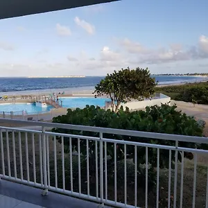 https://orient-bay-beach-studio.comcaribbean.com